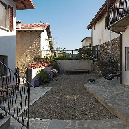 Levoasi 4 - Garden, Jacuzzi And Sauna Escape Apartment Levo