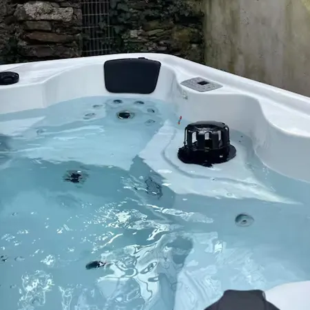 Apartment Levoasi 4 - Garden, Jacuzzi And Sauna Escape