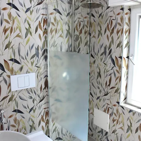 Apartment Levoasi 4 - Garden, Jacuzzi And Sauna Escape *