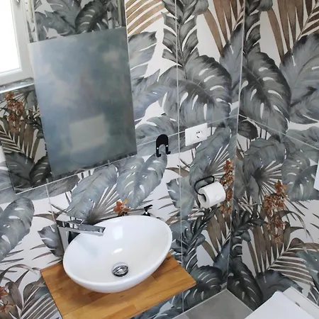 Apartment Levoasi 4 - Garden, Jacuzzi And Sauna Escape *