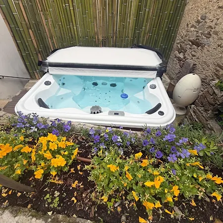 Levoasi 4 - Garden, Jacuzzi And Sauna Escape Apartment Levo