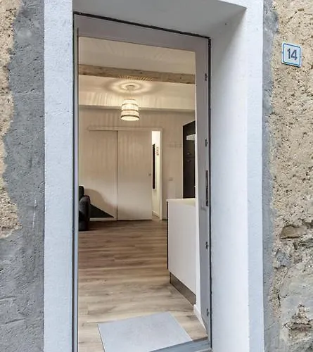 Levoasi 4 アパート Levo