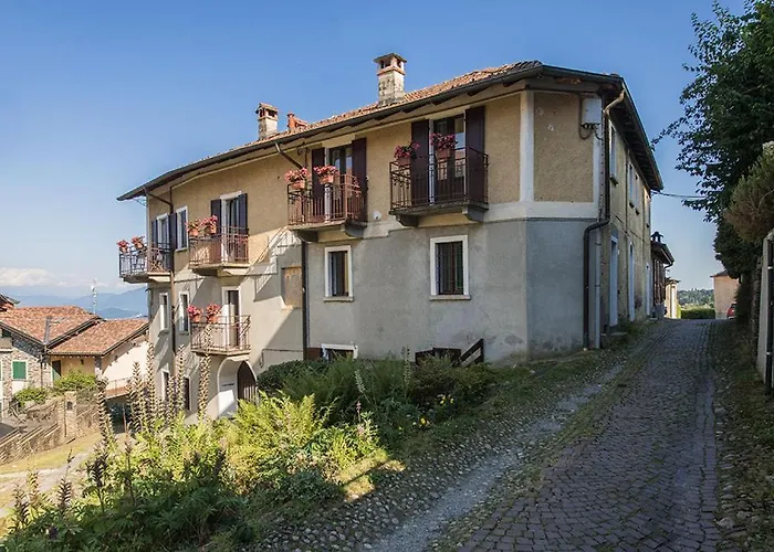 Levoasi 4 アパート Levo