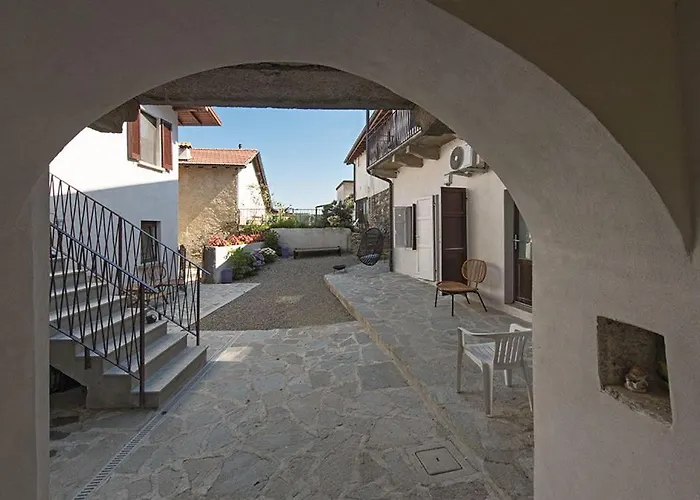 アパート Levoasi 4